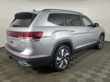 New 2025 Volkswagen Atlas SE image 3