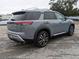New 2025 Nissan Pathfinder Platinum w/ Cargo Package image 5