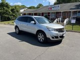 Used 2017 Chevrolet Traverse LT image 2