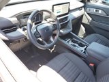 Used 2025 Ford Explorer ST-Line w/ Premium Package image 3