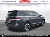 Used 2022 Lincoln Navigator Reserve image 4