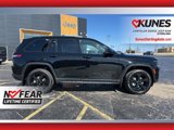New 2025 Jeep Grand Cherokee Limited w/ Black Appearance Package image 3