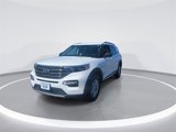 Used 2023 Ford Explorer XLT w/ Equipment Group 202A image 3