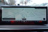 New 2025 BMW X7 xDrive40i w/ Parking Assistance Package image 5