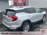Used 2022 GMC Terrain SLT w/ Infotainment Package II image 3