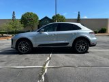 Certified 2024 Porsche Macan image 2