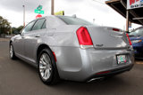 Used 2016 Chrysler 300 C image 4