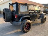 Used 2018 Jeep Wrangler Unlimited Sahara image 5