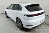New 2025 Porsche Cayenne image 3