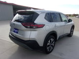 Used 2023 Nissan Rogue SV image 3