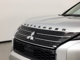 Used 2024 Mitsubishi Outlander SE image 4
