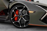 Used 2024 Lamborghini Revuelto image 6