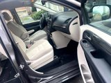 Used 2019 Dodge Grand Caravan SE w/ UConnect Hands-Free Group image 6