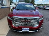 Used 2023 GMC Acadia SLT w/ Technology Package image 2