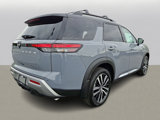 New 2025 Nissan Pathfinder Platinum image 4