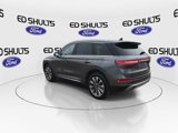 Used 2022 Lincoln Corsair Reserve w/ Equipment Group 201A image 6
