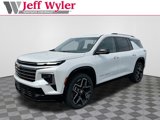 New 2025 Chevrolet Traverse High Country w/ LPO, Floor Liner Package image 2