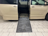 Used 2011 Toyota Sienna XLE image 4