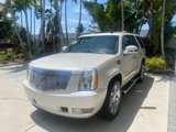 Used 2013 Cadillac Escalade Luxury image 4