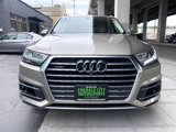 Used 2017 Audi Q7 3.0T Prestige image 2