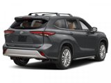 New 2025 Toyota Highlander Platinum image 2