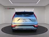 Used 2023 Kia Niro LX image 4