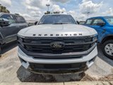 New 2025 Ford Expedition Platinum image 3
