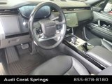 Used 2025 Land Rover Range Rover Autobiography image 2