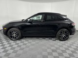 Used 2025 Porsche Macan image 2