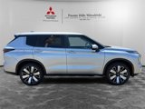 New 2025 Mitsubishi Outlander SE image 4