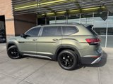 Used 2024 Volkswagen Atlas Peak Edition SE image 5