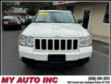 Used 2010 Jeep Grand Cherokee Laredo image 2
