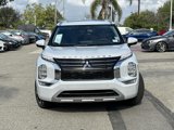 New 2025 Mitsubishi Outlander SEL image 2