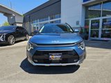 Used 2023 Kia Niro SX Touring image 3