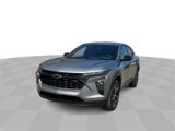 Used 2024 Chevrolet Trax RS w/ Sunroof Package image 3