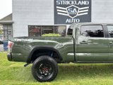 Used 2021 Toyota Tacoma TRD Off-Road image 6