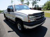 Used 2005 Chevrolet Silverado 2500 LS w/ Snow Plow Prep Package image 4