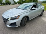 Used 2023 Nissan Altima 2.5 SV image 5