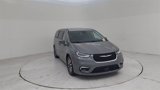 Certified 2022 Chrysler Pacifica Touring-L w/ Uconnect Theater Family Group image 4