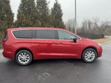 New 2025 Chrysler Pacifica Select image 3