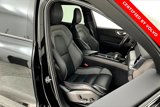 Certified 2022 Volvo XC60 T8 R-Design w/ Climate Package image 4