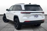 New 2025 Jeep Grand Cherokee Laredo image 3