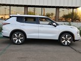 New 2025 Mitsubishi Outlander SE image 5
