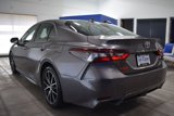 Used 2023 Toyota Camry SE image 2