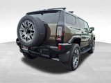 New 2025 GMC Hummer EV 3X w/ LPO, Roof Cross Rail Package image 2