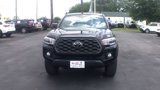 Used 2022 Toyota Tacoma TRD Off-Road image 3