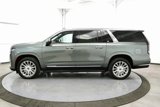 Used 2023 Cadillac Escalade ESV Premium Luxury image 4
