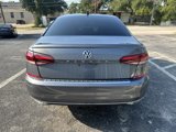 Used 2022 Volkswagen Passat 2.0T SE image 4
