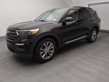 Used 2022 Ford Explorer XLT w/ Equipment Group 202A image 2
