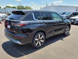New 2025 Mitsubishi Outlander SE image 4